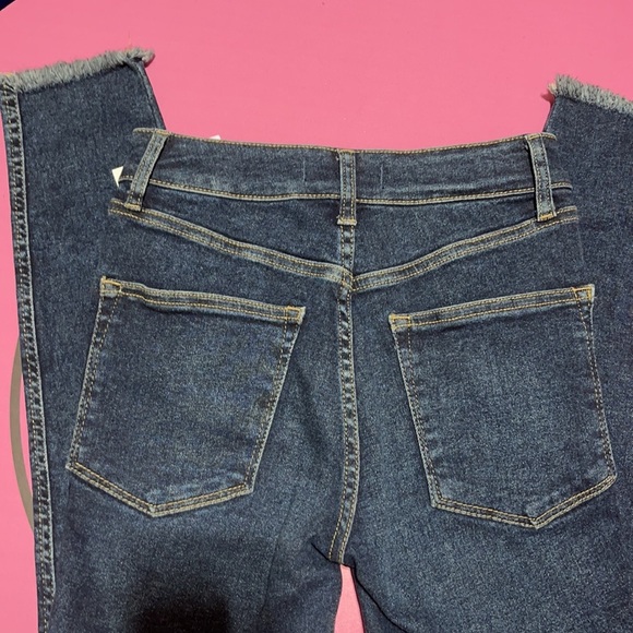 Free People High Waist Distressed Hem Jeans Size 27 - Picture 10 of 10